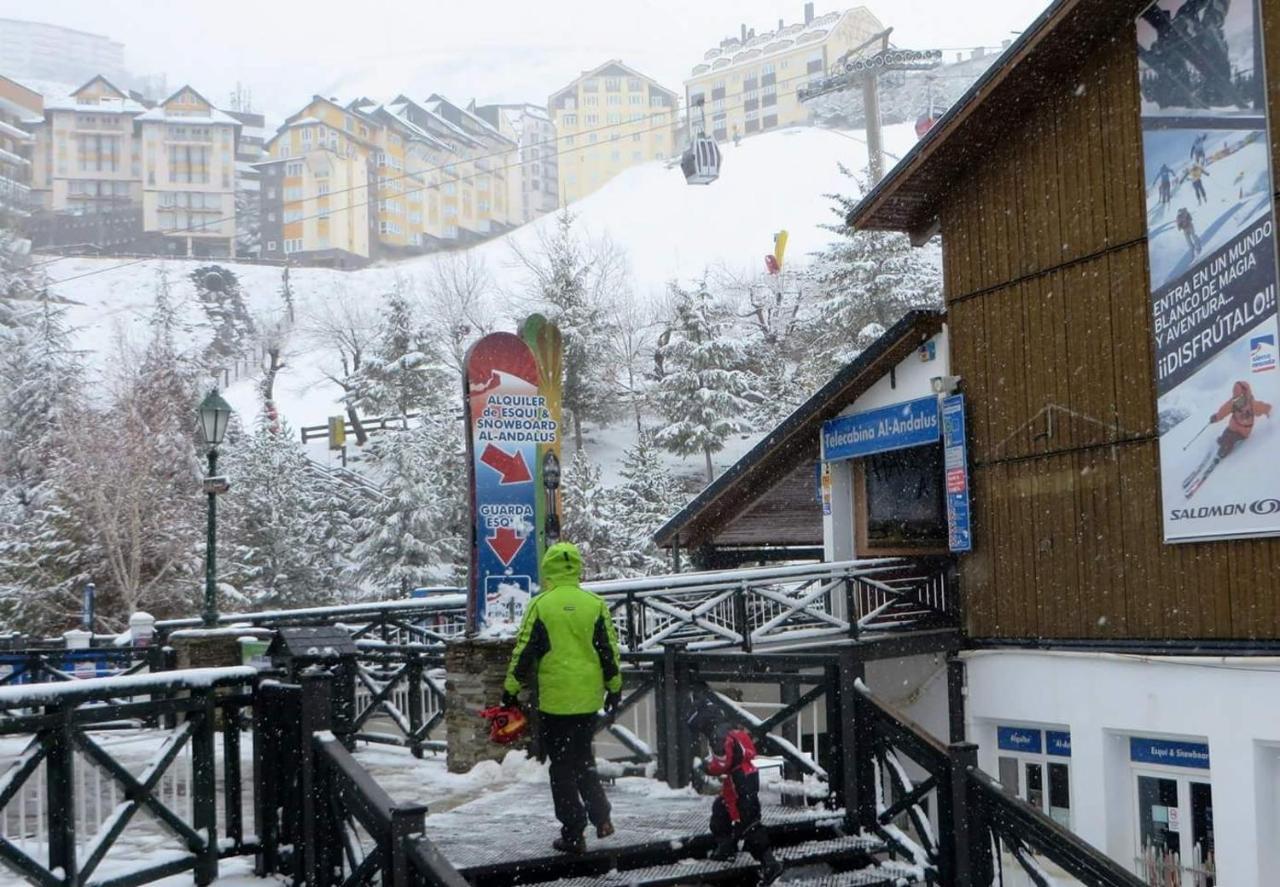 Miramar Ski A Pie De Pista Sierra Nevada Luaran gambar